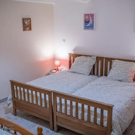 6 Personnes La Genette 아파트