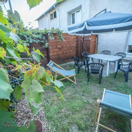 6 Personnes La Genette 아파트 Vroncourt